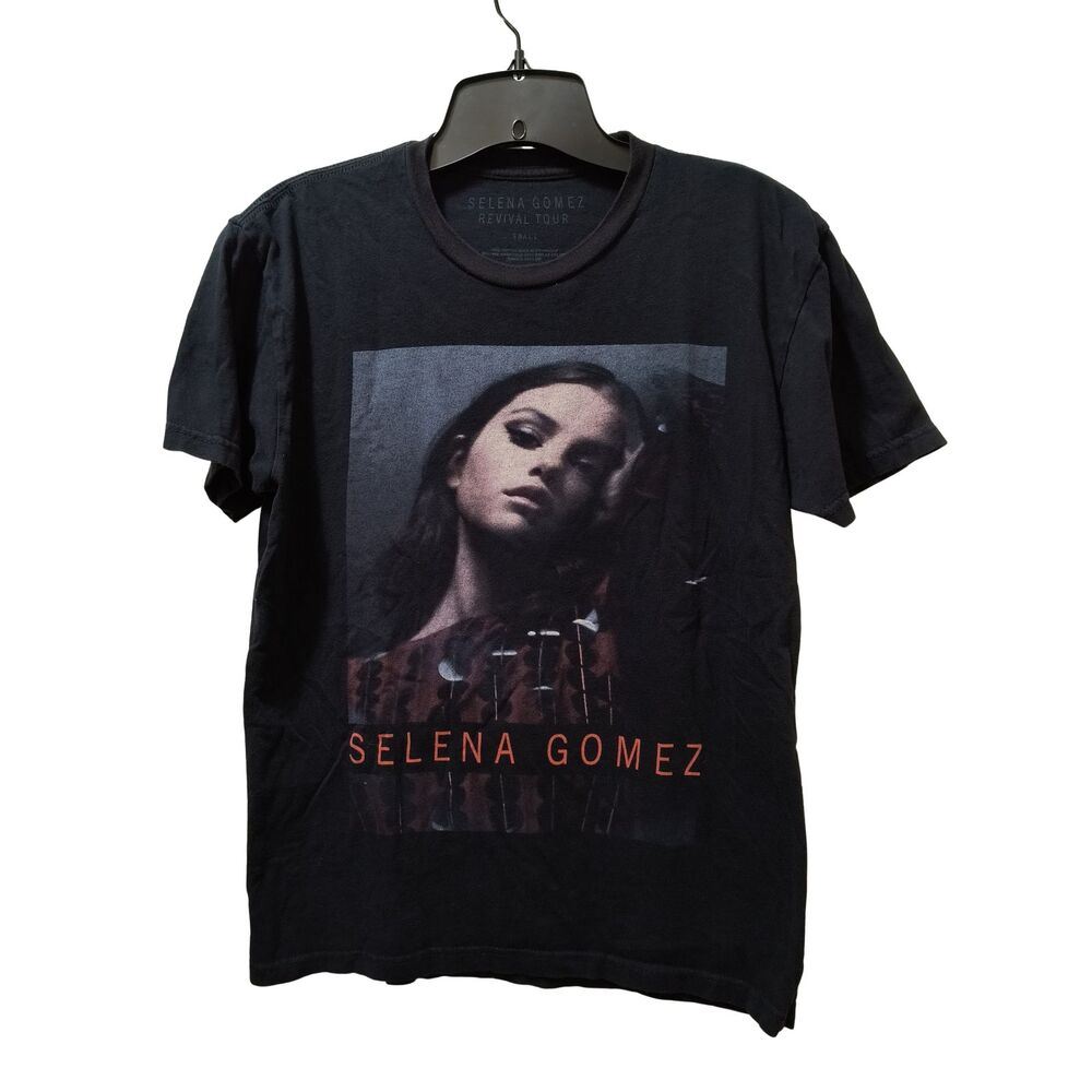 Selena Gomez Revival Tour 2016 T-Shirt Women’s Small Black Short Sleeve